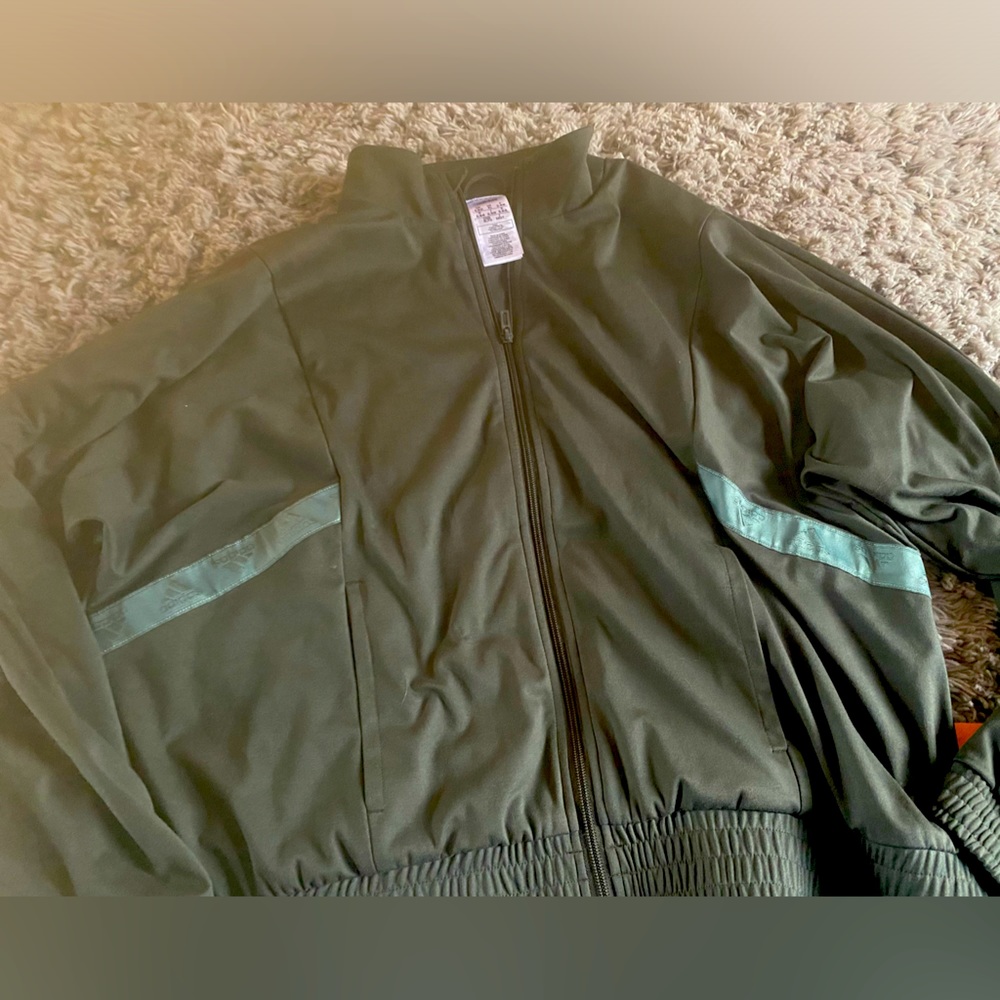 Adidas xl zip up jacket
